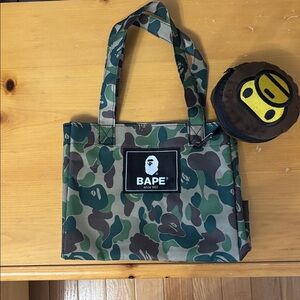 NWOT BAPE 2 in 1 Tote Bag in Camo Green